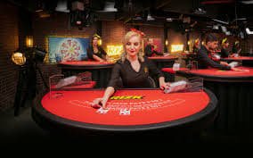 Antarmuka landaktoto menampilkan pilihan game slot dan live dealer yang luas
